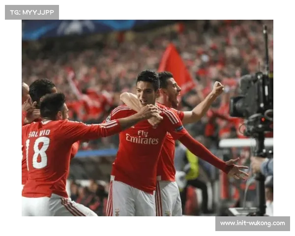 拜仁进攻线火力全开 七轮狂轰25球